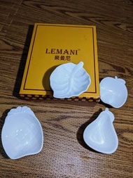 樂曼尼 LEMANI 雅緻白色水果造型陶瓷碟 4入 禮盒 點心碟 醬料碟 醬汁碟 小碟 小碗