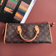 ::LOUIS VUITTON:: LV M40009 中古系列金球 三角包 腋下包 肩背包