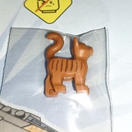 LEGO樂高漫威超級英雄系列 Parts Animal, Land 13786pb02 Cat, Standing with Black Eyes, Dark Tan Chest and Muzzle