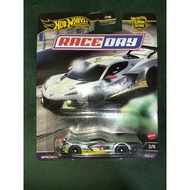 Hotwheels Premium Corvette C8.R