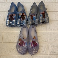 Instock limited stock only !! Frozen 2 jelly shoe brand new size insole 13-18cm .. 2 colors availabl