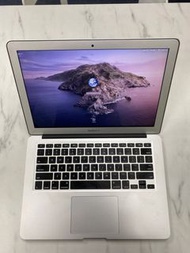 2015 Macbook Air 13吋 i5-1.6Ghz 8gb Ram 128SSD Air Drop Siri 電池狀態正常 有原裝充電器 不議價 可到門市睇機