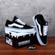 Sepatu Vans Old school Skool X Magical Mosh Misfits Black White Hitam Putih BNIB Oldskool