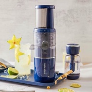 Morphy Richards MR9900 Slow Juicer