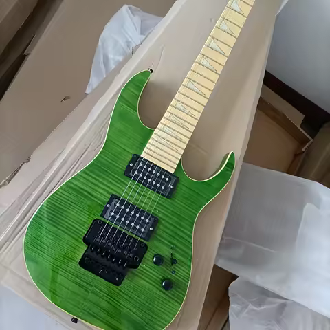 7 Strings Green Basswood Floyd Electric Guitar with Maple Fretboard