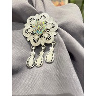 Hijab Brooch Gold Hijab Bross Hijab Pin / Pin- Brooch / Mini Casual Bross Pin - Hijab Gold Flower Br