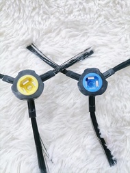 Mister​ ​Robot อะไหล่ (แปรงปัดข้าง​1คู่)/(HEPAแผ่นกรองฝุ่น1ชิ้น) Side​Brush​ อะไหล่​ ​รุ่น​ Hybrid ห