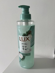 LUX 舒心雪松沐浴露