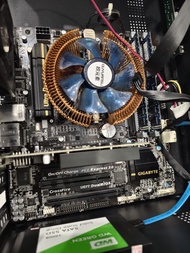 技嘉 GIGABYTE B85 Xeon E3 V1230 V3 4G Ram  WD SSD 120G