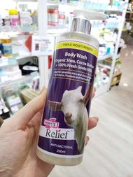 Hopes Relief 天然羊奶沐浴乳 250 G  豐盈泡沫，溫和清潔並滋潤乾燥和敏感皮膚 含天然保濕成分，100% 天然羊奶、有機乳木果和有機可可脂 不刺激 適合任何肌膚，特別是乾燥或敏感的人士