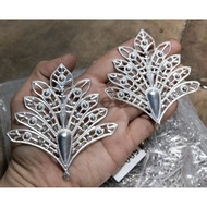 SILVER PEACOCK TAIL PLATE 7.5CM HEIGHT 7.3CM WIDTH