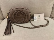 Gucci Soho 灰色雞皮流蘇包斜背包 gray suede cross-body bag