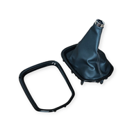 ฐานถุงครอบเกียร์ Toyota Revo Rocco สีดำเงา  แท้ศูนย์