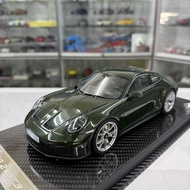 VIP Model 1:18 Diecast Porsche 992.2 GT3 Green Vehicle Model Car Collection Worldwide Limited Editio