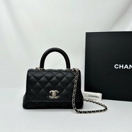 CHANEL 黑金牛Mini Coco handle
