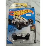 HW Hot wheels 2 jet z legend tour dream garageHW