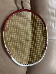Yonex Armortec 700 羽毛球拍