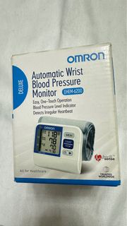 出售全新OMRON  HEM-6200 個人健康用品。輕便血壓、心跳監測、血壓計。高科技電子產品。專業設備、2粒AAA 電池，全新未用品、家居必備物品、原盒、保證書、說明書齊、愛惜家人必備。合適pm/順豐