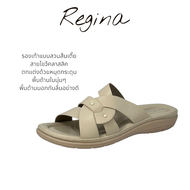 Regina รองเท้าแบบสวมส้นเตี้ย รุ่น CC257 สายไขว้สวมใส่ง่าย ตกแต่งด้วยหมุดกระดุม