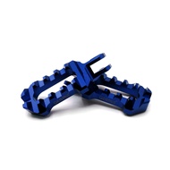 [ ลดราคา ] ขาเหยียบพักเท้าหน้า HONDA CB150R / CB300R ปี 2017-2024 ของแต่ง CB150R มีเก็บเงินปลายทาง