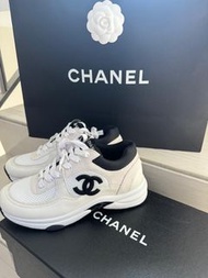 Chanel 運動鞋