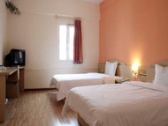 7 Days Premium (Xi'an Beimen Anyuanmen Metro Station)