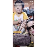 2 bags of batik and nine west