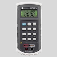 BK841R Auto-Ranging Digital Multimeter With Capacitance Measurement From 1pF to 20uF