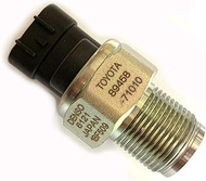 Diesel Common Rail Fuel Pressure Sensor 89458-71010 499000-6121 For Toyota Hilux 2AD-FTV Hiace D4D 3