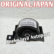 Front Engine mounting Nissan Xtrail T30 2003-2007 Serena c24 original japan