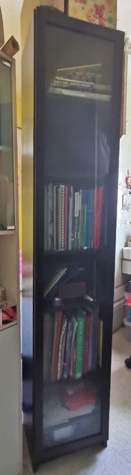 Ikea 黑色玻璃門書櫃