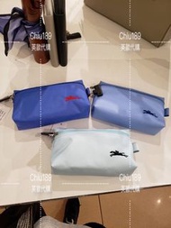 【Chiu189英歐代購】LONGCHAMP LE PLIAGE COLLECTION刺繡尼龍手拿包 藍紫/水藍/天空藍