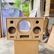 ตู้ลำโพง DIY (จัดเตรียม 1-2 วั น) ซับ 6.5 นิ้ว 1 ดอก เสียงกลาง 4 นิ้ว 2ดอก แหลม 2นิ้ว hk 2 ดอก MDF 1