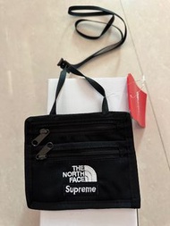 Supreme x The North Face 證件掛繩