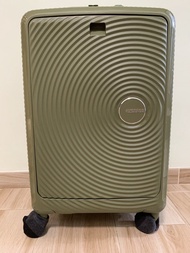 American Tourister Curio Spinner 55cm 行李箱