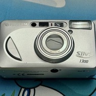 富士 Silvi 1300 菲林相機 Super EBC Lens