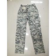 02usaf Women's Us Military Pants Trousers WOMAN UTILITYCAMO PATTERN Size 8r(XS) Waist 27-28 Inches C