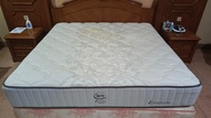 Preloved Bekas Kasur Spring Bed SERTA IPEDIC IPOSTURE