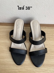 รองเท้าส้นสูงสีดำ แบรนด์ Kyda มือสองใส่ครั้งเดียว