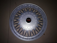 "DOP RODA MOBIL 1 SET MODEL CLASSIC RING 13 DAN RING 14 WARNA SILVER - DOP RODA MOBIL AGYA - SOP ROD