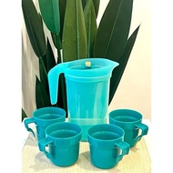 tupperware jug and mugs