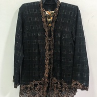 Black Vintage Kebaya Set (kain belah depan)