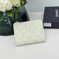 Ch/a/n/el's new model of multi-functional folding pencil case is available. Dimensions: 11.5 * 9 * 2