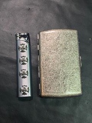 防風打火機及煙盒