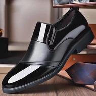 รองเท้าทางการสำหรับผู้ชายรองเท้าแตะหนัง PU สิทธิบัตรสีดำรองเท้ารองเท้างานแต่งงานหัวรอองเท้าไซส์ใหญ่พิเศษรองเท้าลำลองธุรกิจที่สง่างาม