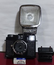 Diana Mini 35mm 方形及半片幅格式底片相機
