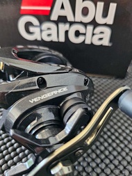 (พร้อมส่ง) Abu Garcia VENGEANCE  รอกหยดน้ำ