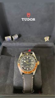 Tudor 帝舵 Black Bay GMT S&G 黑金酒紅色鋼錶殼 棕色皮錶帶