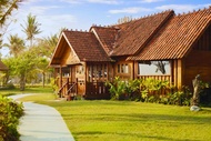 วิลลา 8 ห้องนอน 8 ห้องน้ำส่วนตัว ขนาด 1000 ตร.ม. – ทานาห์ ล็อท (Paradise Island 8 BR Luxury Villa W