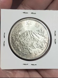 (日本紀念銀幣) 1964年東京夏季奧運會千日元紀念大銀幣  含925純銀 有原光 重20克  直徑35毫米  超過60年歷史  具收藏價值  (*售價隨國際銀價相應調整)
